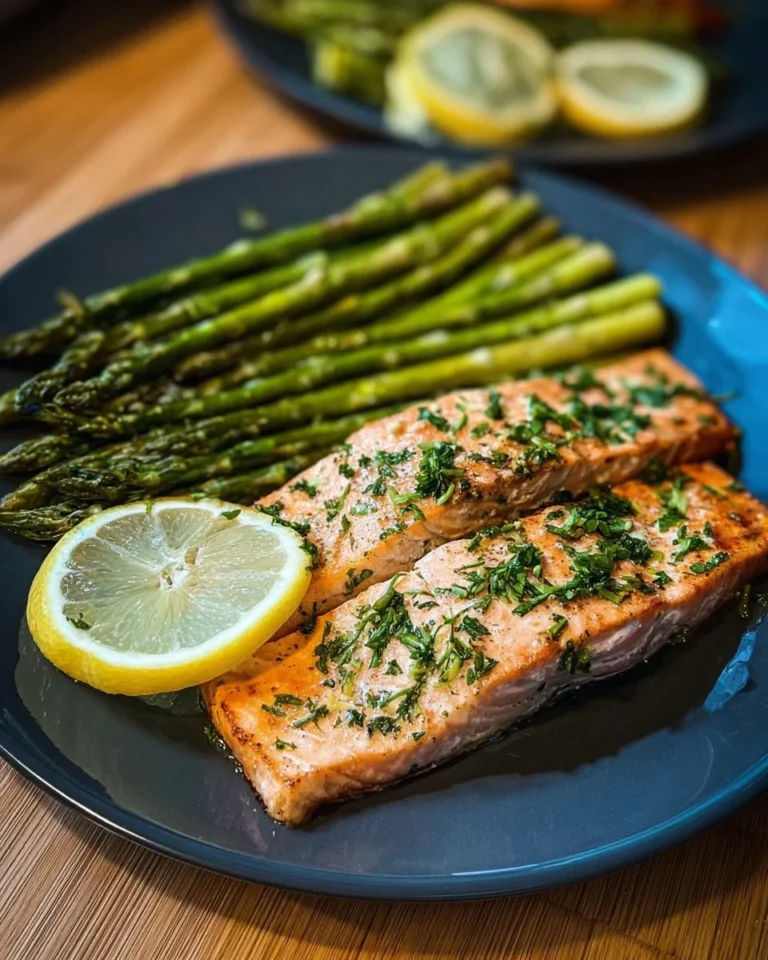 Keto Lemon Garlic Salmon & Asparagus